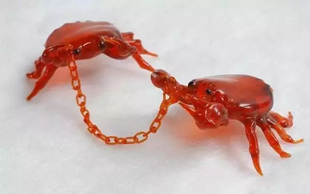 传承700年的皇家工艺——流光溢彩的“火中雕塑”