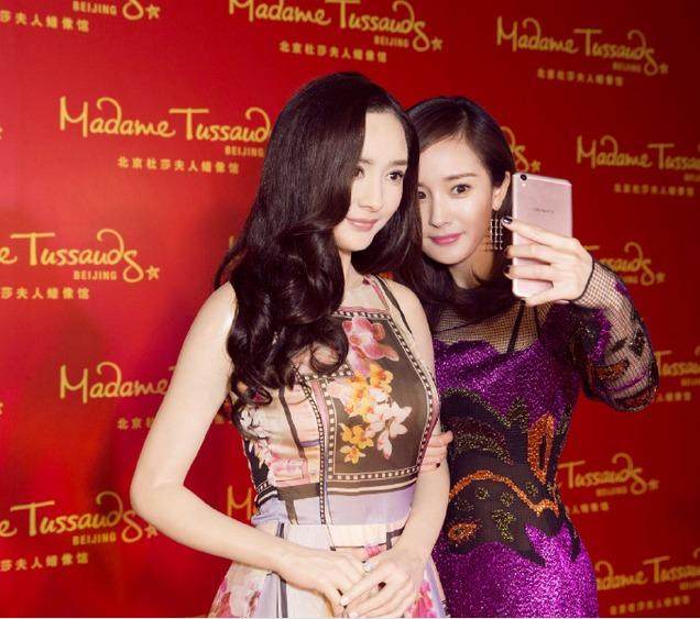 太像了呀！杨幂的雕像美出了新高度，离婚更自信！